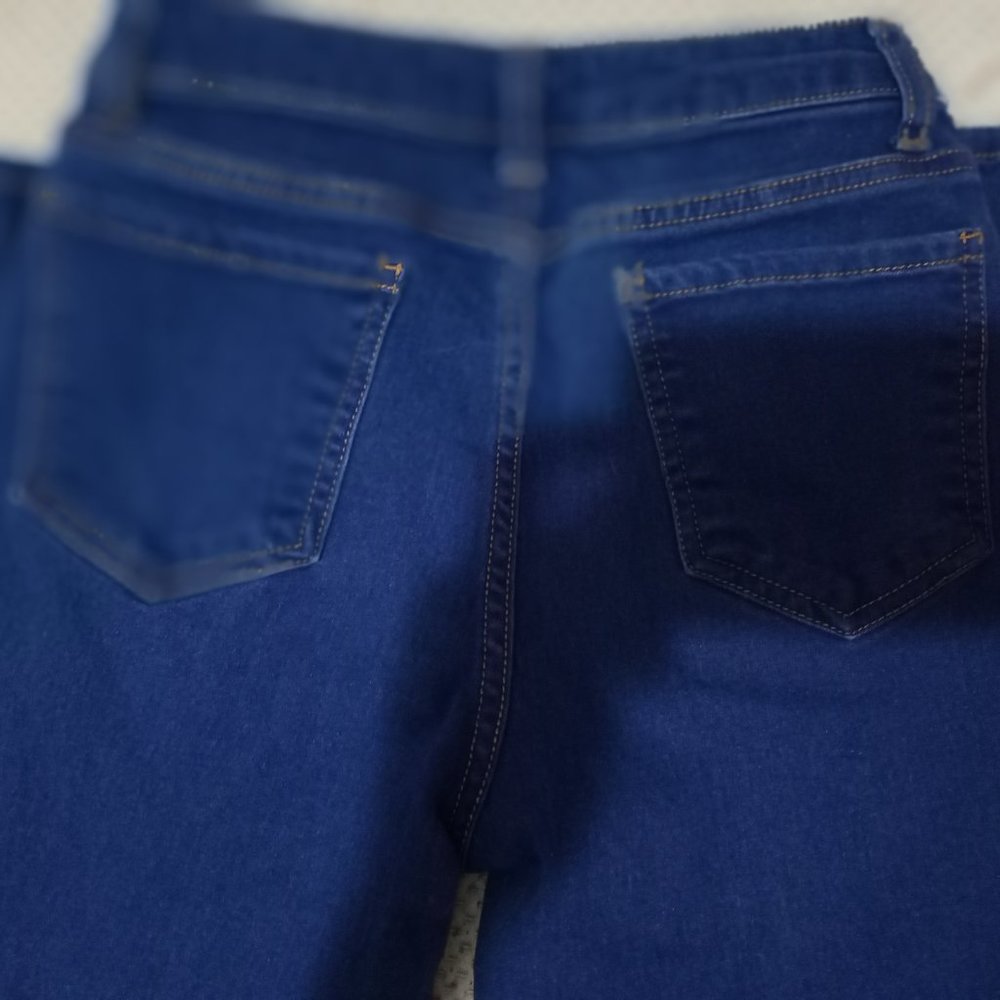Jeans - Picture 8 of 10